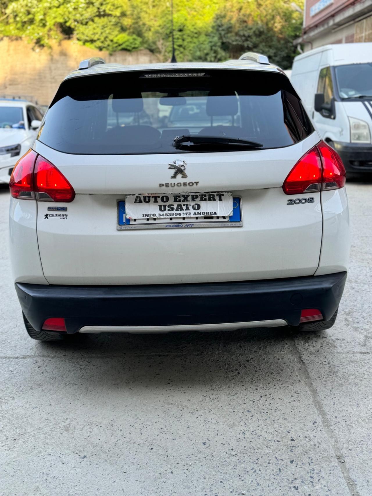 Peugeot 2008 BlueHDi 100 Allure 2015