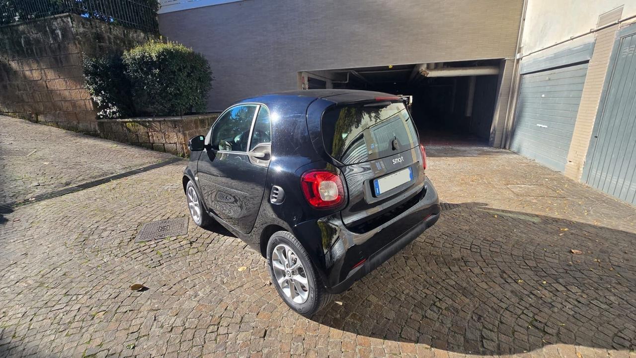 Smart ForTwo 1.0 71cv Coupe Clima cambio Auto