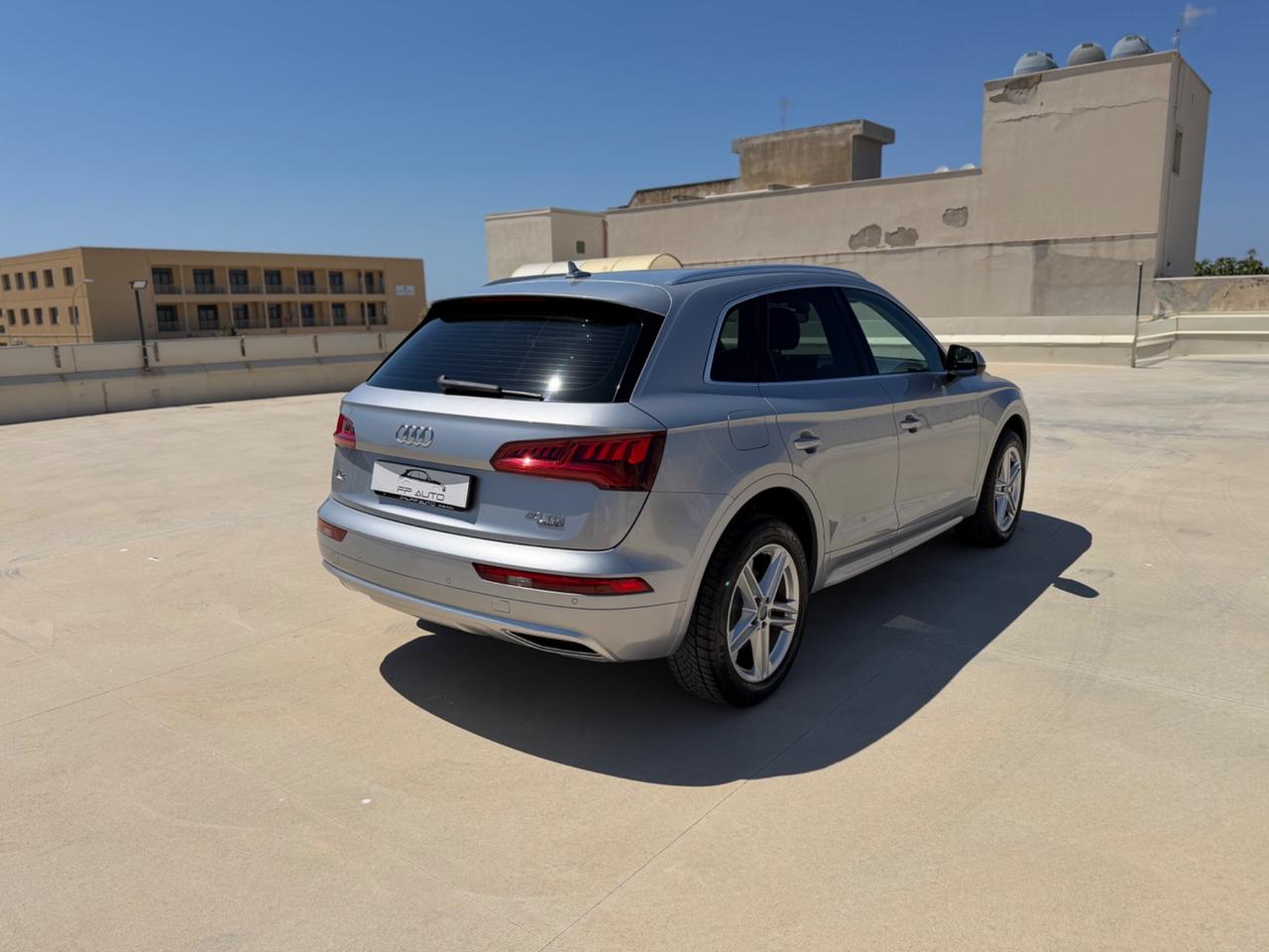 Audi Q5 40 TDI quattro S tronic line plus