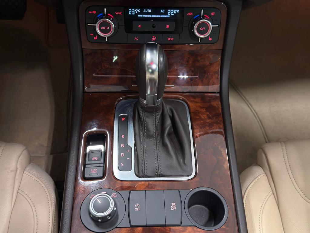 Volkswagen Touareg 3.0 V6 tdi Executive 245cv tiptronic