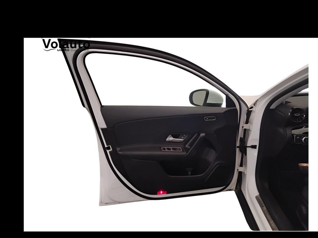 Mercedes-Benz Classe A - W177 2023 - A 180 d Advanced auto