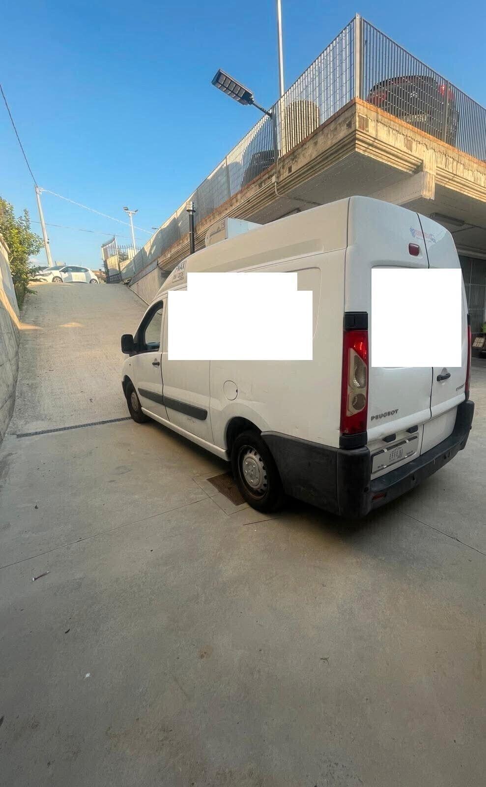 Peugeot Expert 2.0 HDi 125CV FAP PL-TA 12Q Furgone frigo coibentato