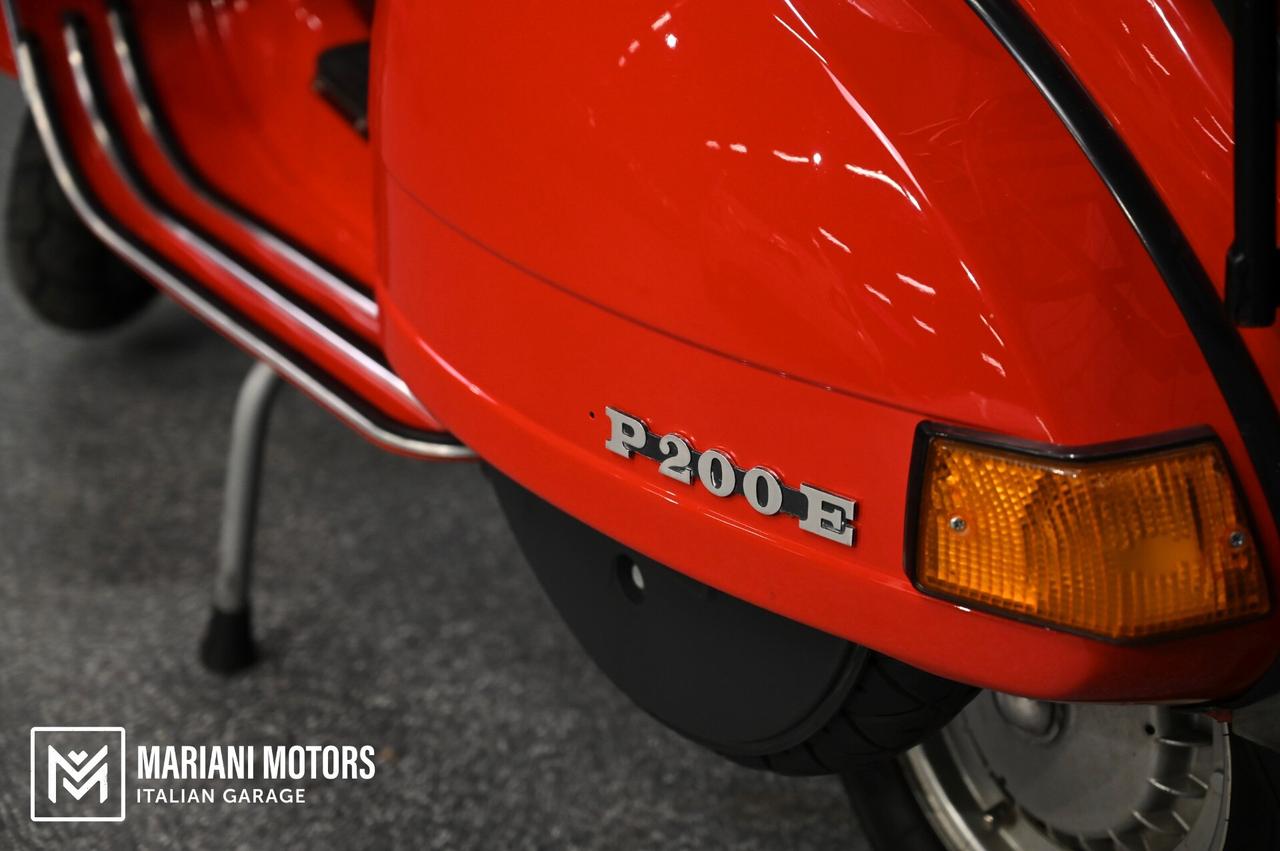Piaggio Vespa P200E (VSX1T)