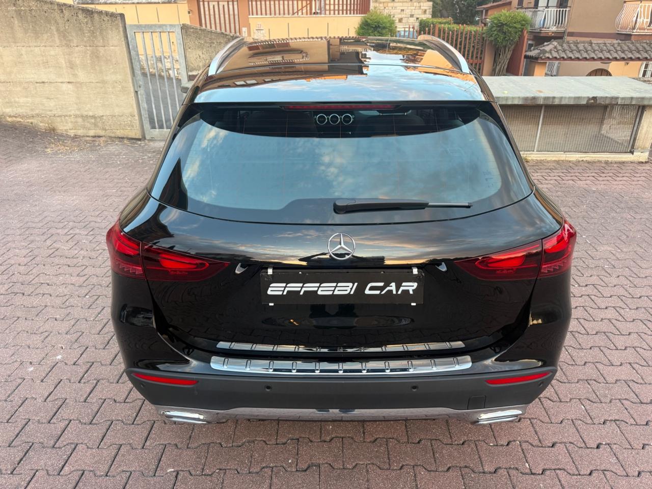 Mercedes-benz GLA 180 Mhev Aut. PARI AL NUOVO - PRONTA CONSEGNA - PREZZO REALE!