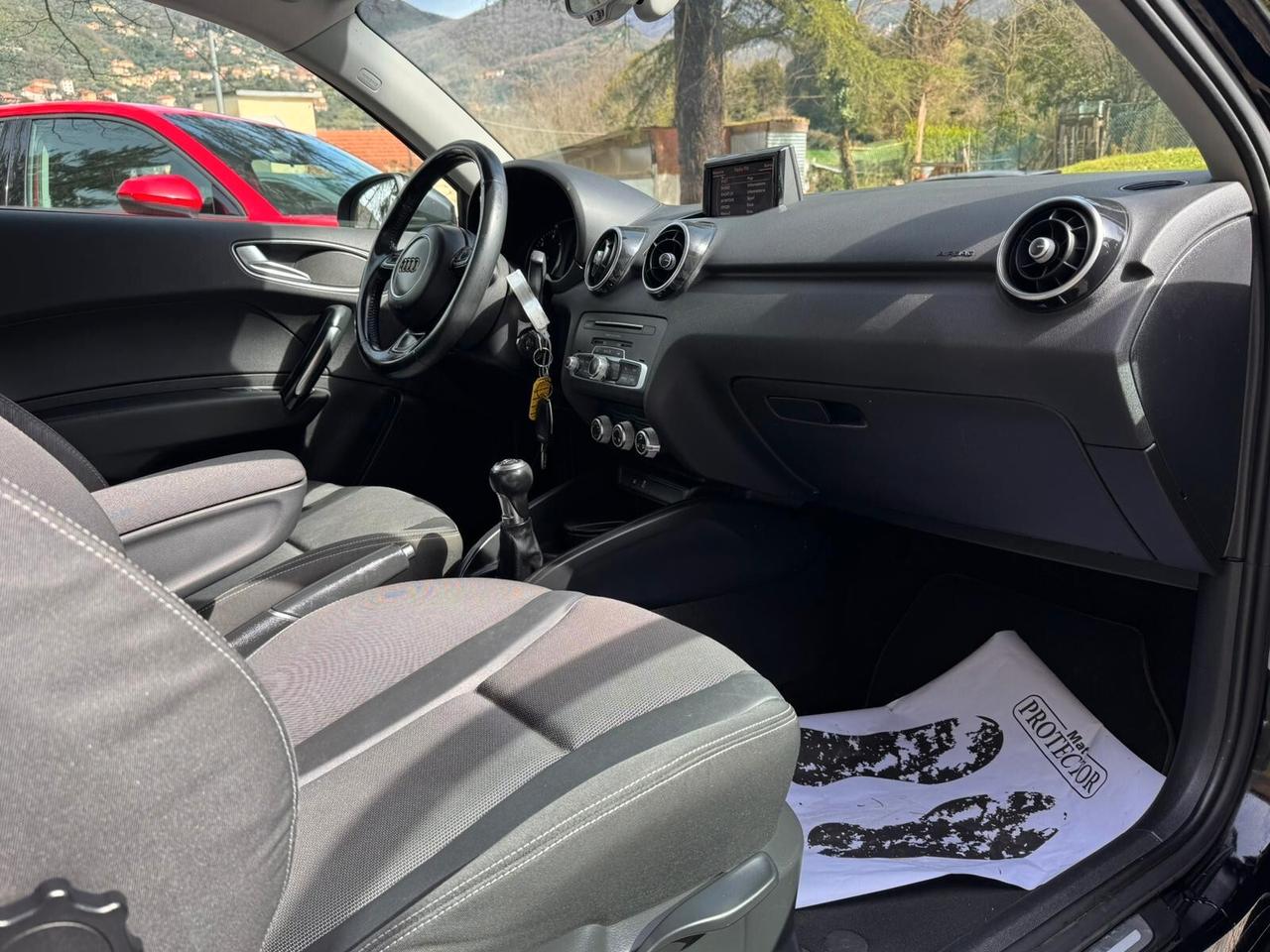 Audi A1 1.4 TDI ultra 90cv Garanzia 1 anno