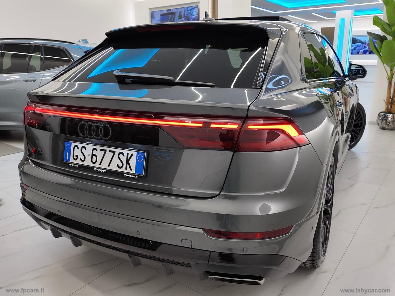 AUDI Q8 S line ed. TETTO APRIBILE