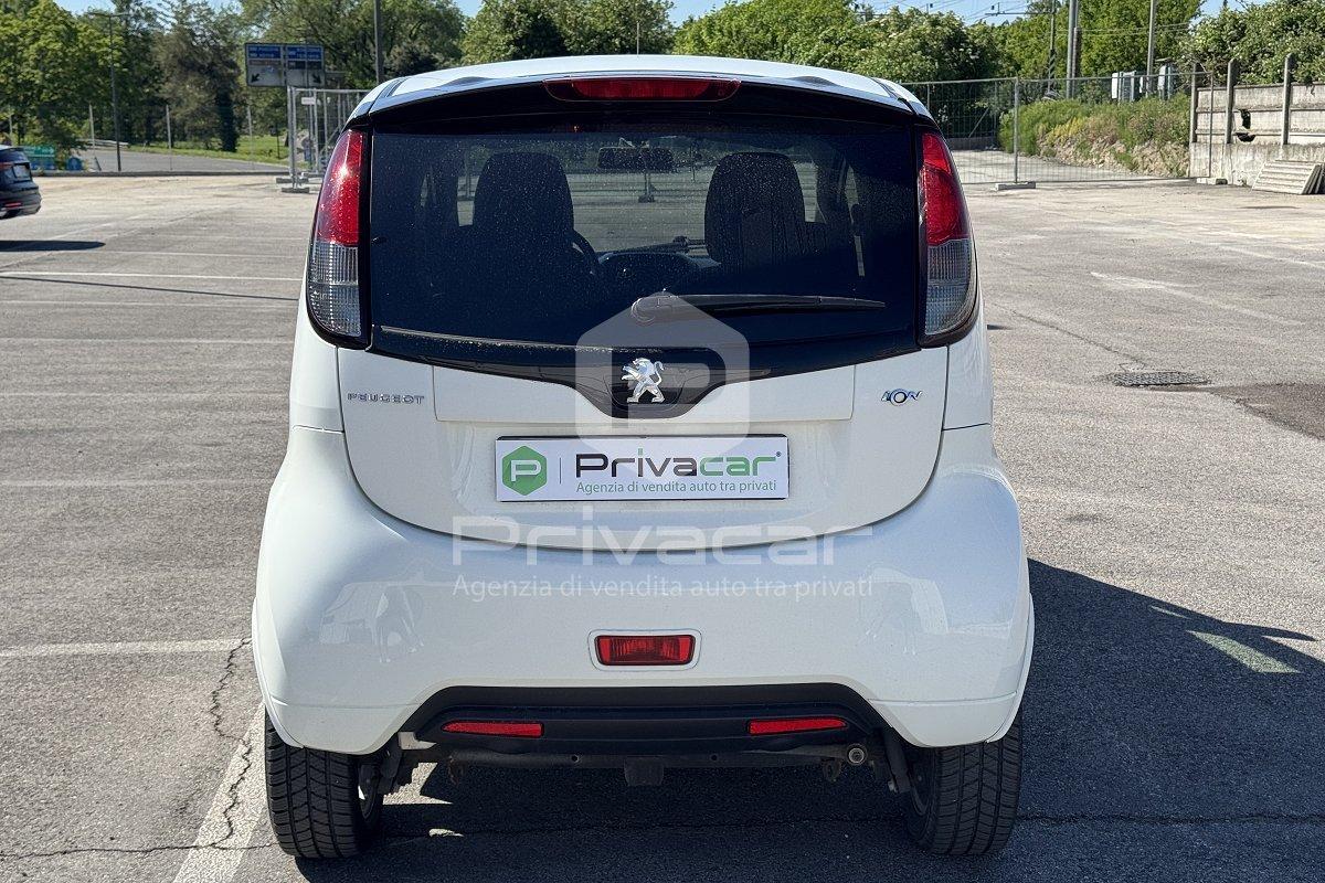 PEUGEOT iOn Active