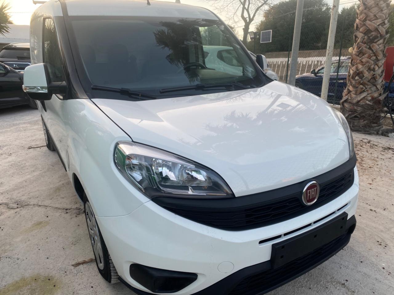 Fiat Doblò 1.3 MJT 95cv 3 Posti LOUNGE NAVI2018