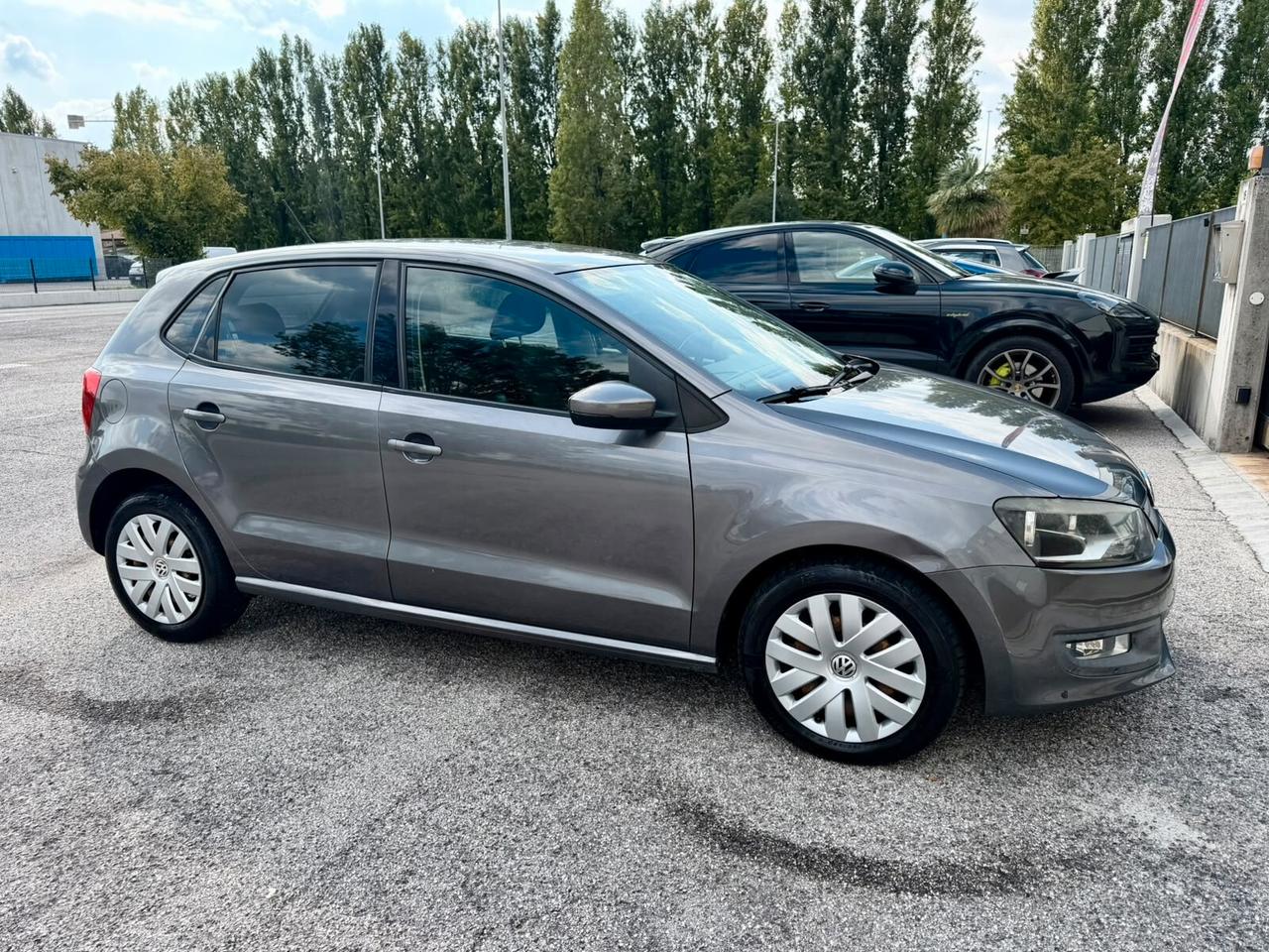 VOLKSWAGEN POLO 1.6 TDI - 5 PORTE - NEOPATENTATI