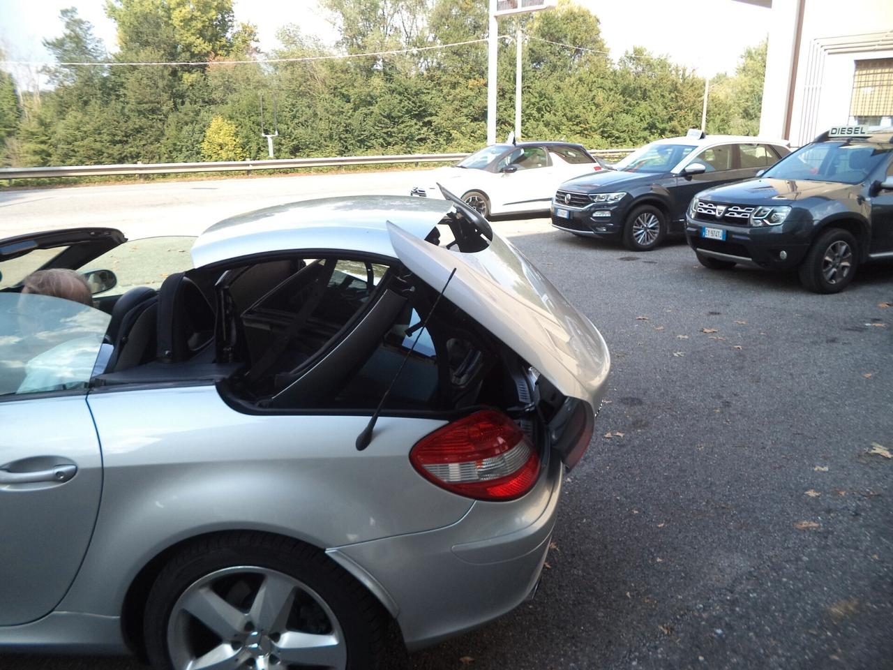 Mercedes-benz SLK 200 Kompressor cat PERFETTA VISIBILE SU APP.UNTAMENTO