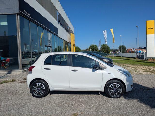 TOYOTA Yaris 1.0 5 porte