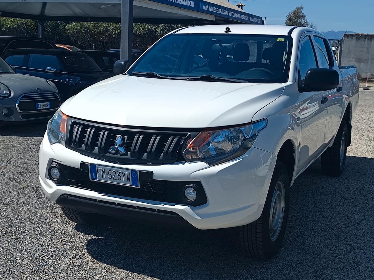 Mitsubishi L200 2017 - 2.4D 4X4 Lb automobili