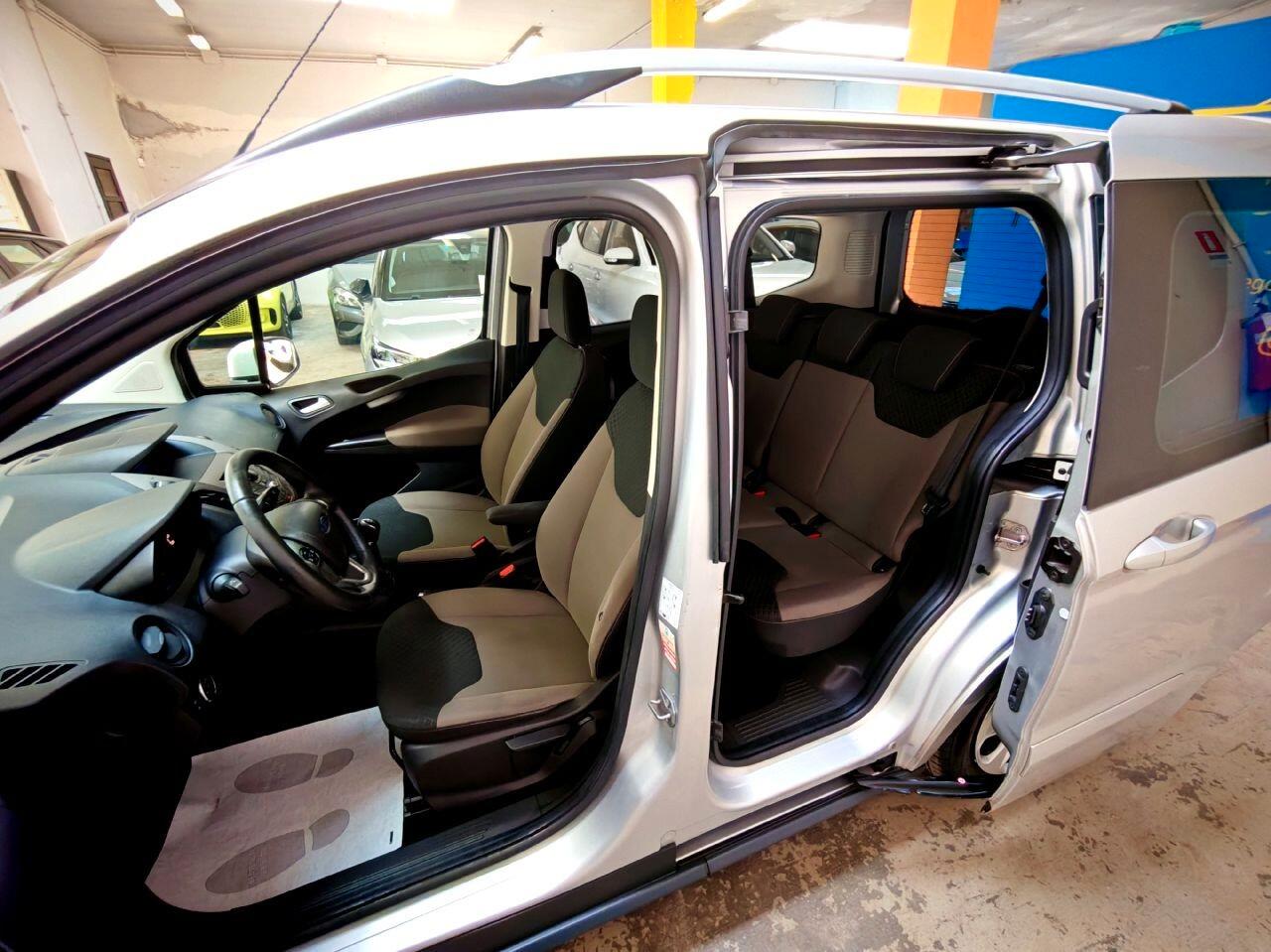 Ford Tourneo Courier 1.0 Titanium EcoBoost 100cv