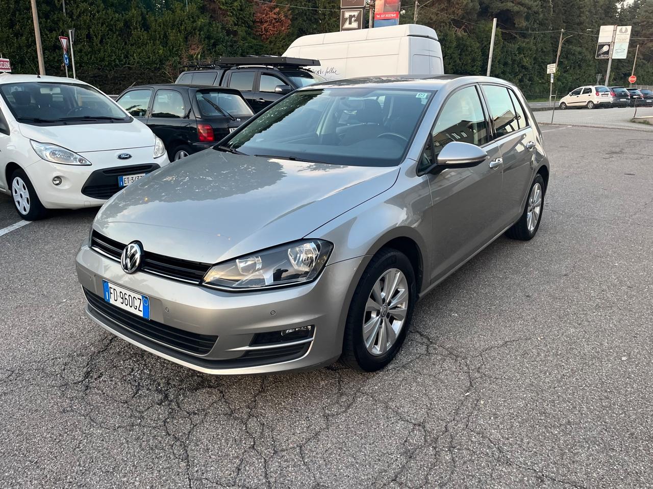 Volkswagen Golf VII/ 1.6TDI/110CV/neopatentati/Euro6B/unico proprietario/5Porte e 5Posti