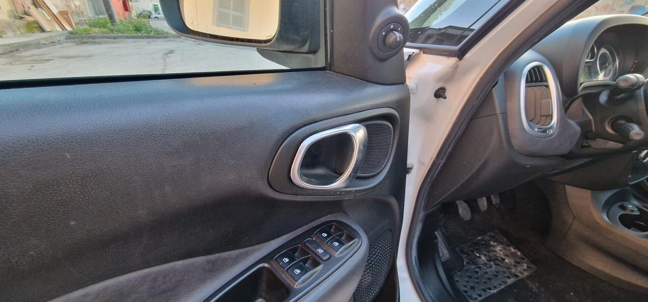 Fiat 500L 1.6 Multijet 120 CV Lounge Panoramic Edition