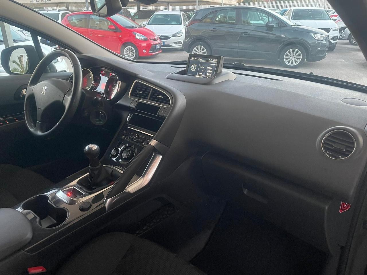 Peugeot 3008 1.6 VTi 120CV Active 60.000KM!!