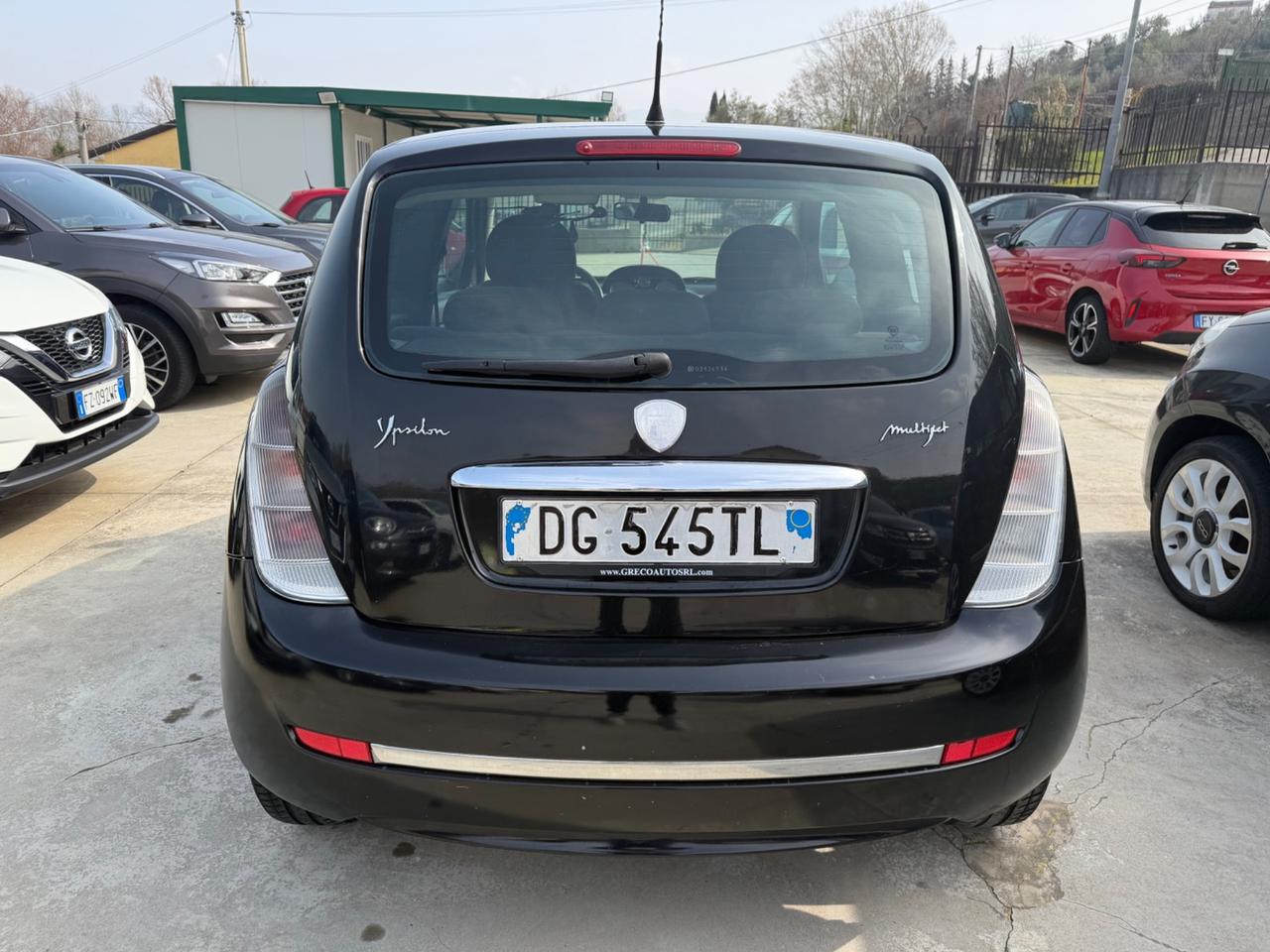 Lancia Ypsilon 1.3 MJT 75 CV Oro Giallo/108.000KM
