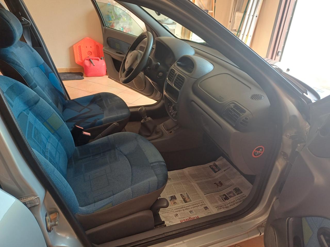Renault Clio 1.2 16V cat 5 porte Vitaminic