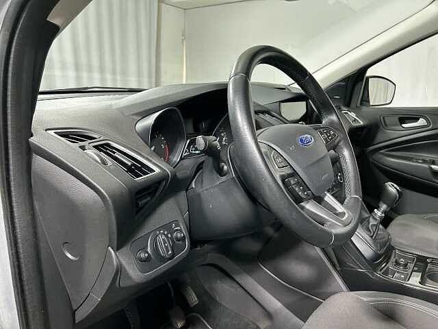 Ford Kuga 2.0 TDCI 150 CV S&S 4WD Titanium