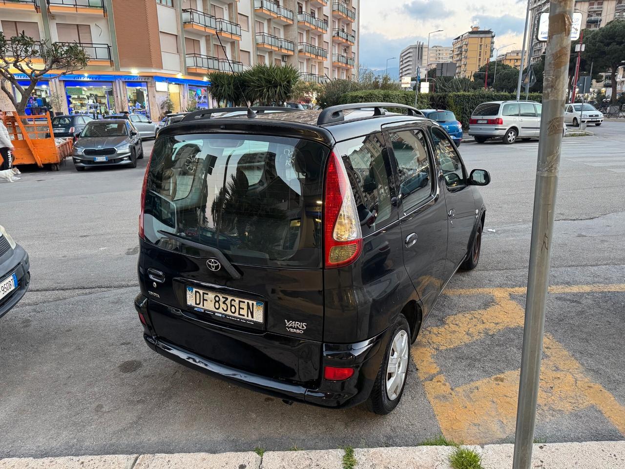 Toyota Yaris Verso 1.3 benz.