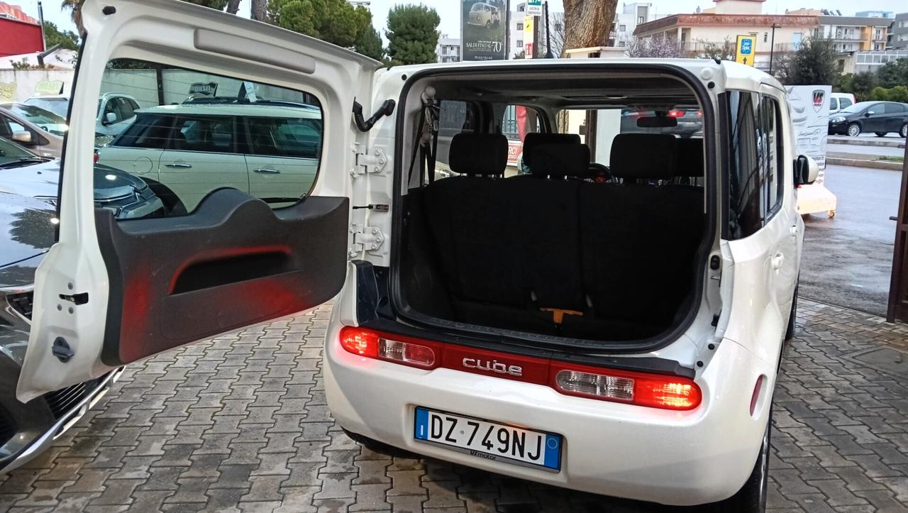 NISSAN CUBE 1.6 BENZ-RETROC-NAVI