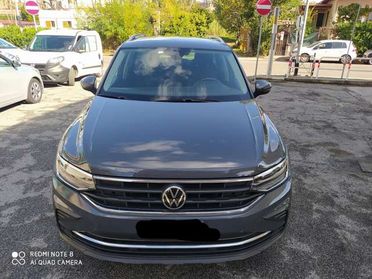 Volkswagen Tiguan Tiguan II 2021 2.0 tdi Life 150cv dsg