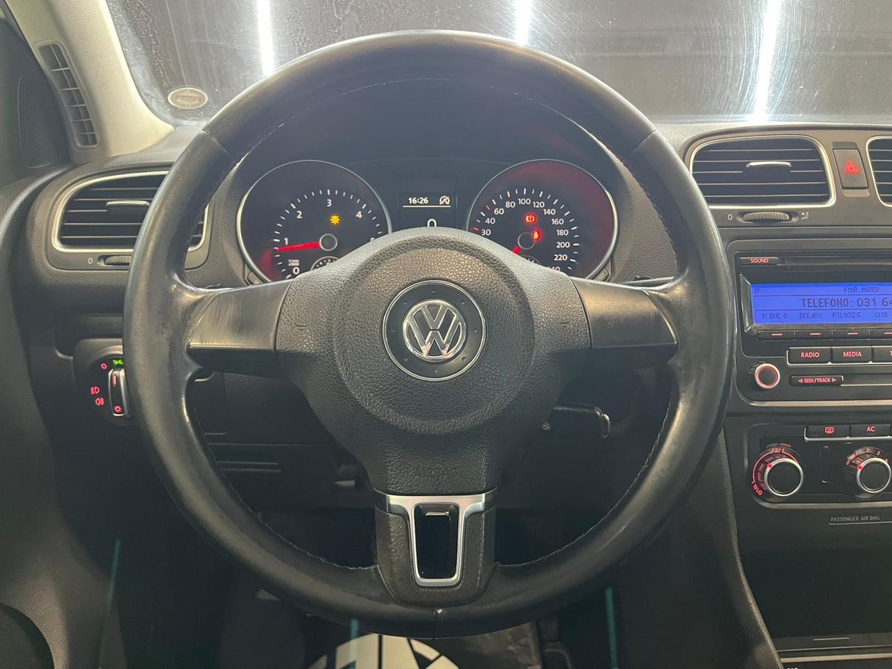 Volkswagen Golf 1.6 TDI DPF 5p. Comf. BlueM. Tech. OK NEOPATENTATI