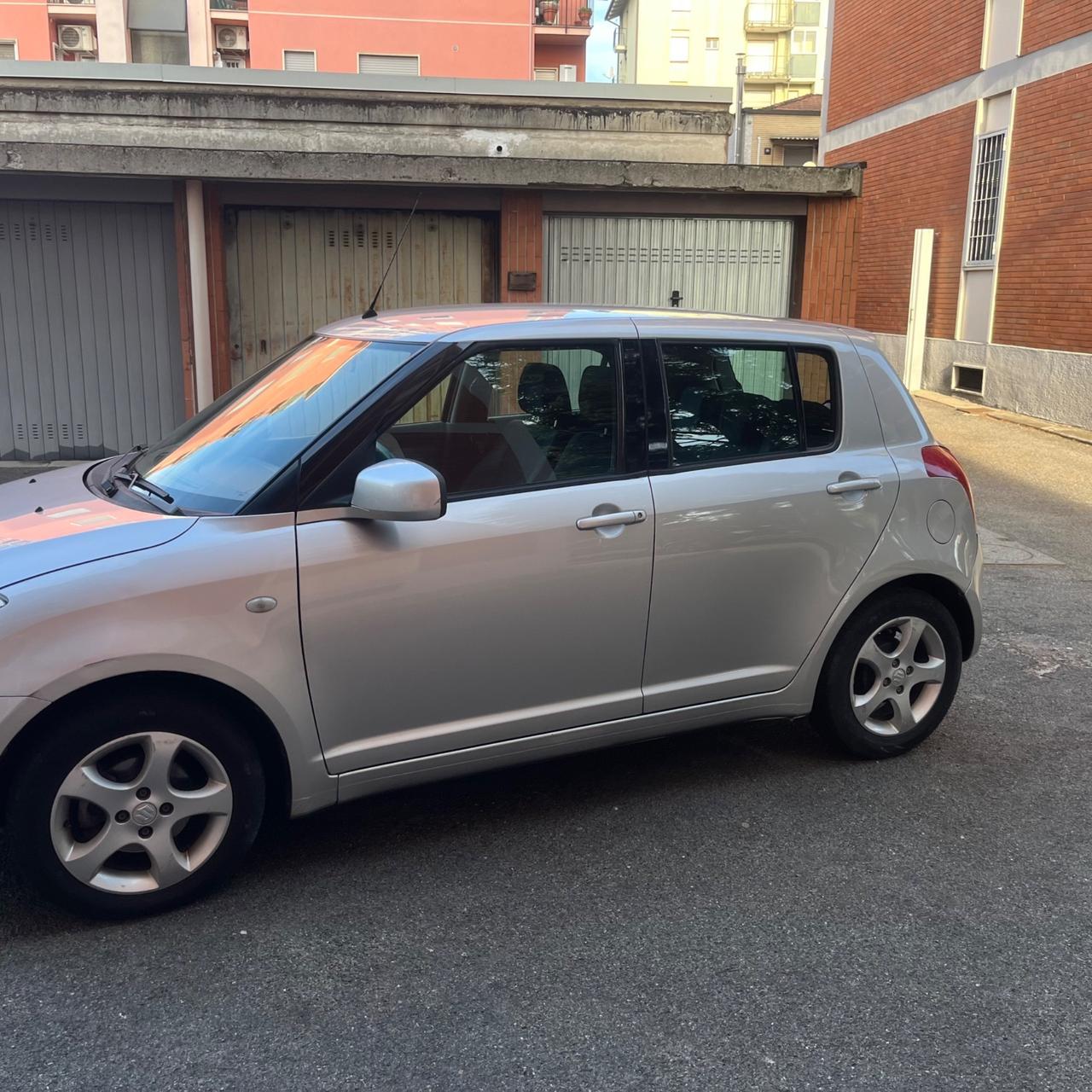 Suzuki Swift 1.3 5p. GL
