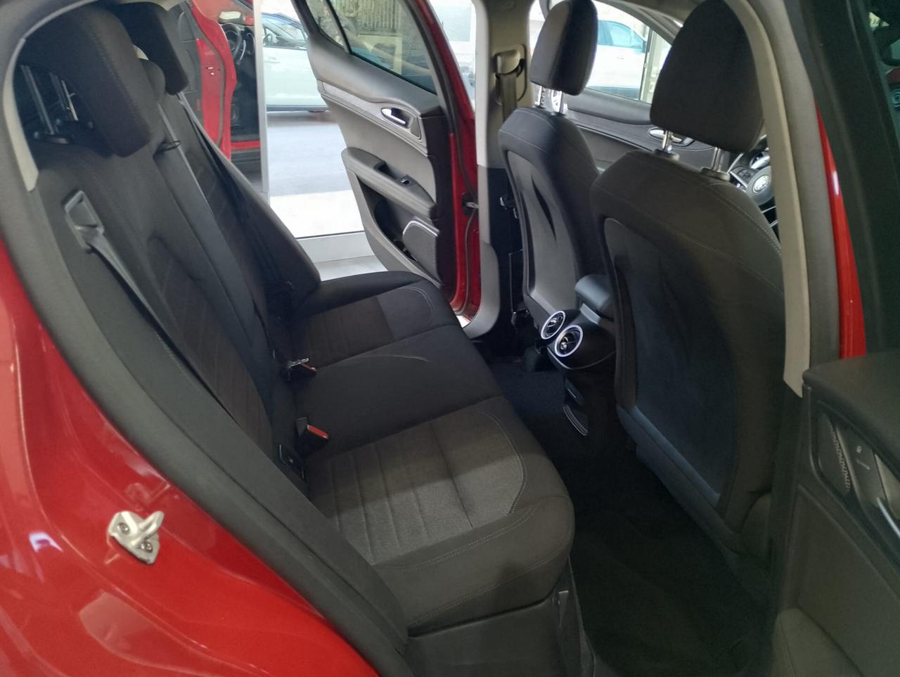 Alfa Romeo Stelvio 2.2 Turbo Diesel 160CV AT8 RWD Sport-Tech