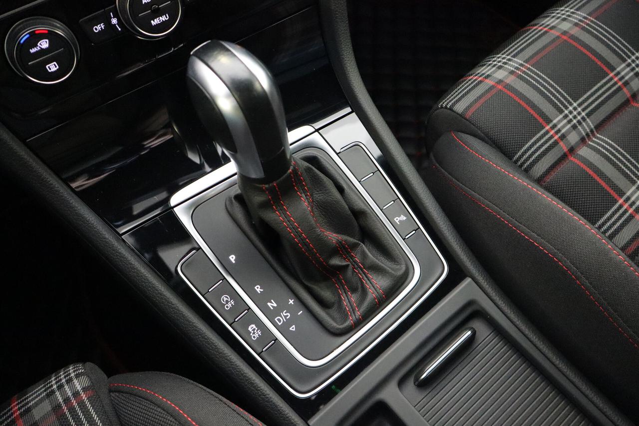 VOLKSWAGEN GOLF 2.0 TSI GTI 245 CV PERFORMANCE DSG 5 PORTE