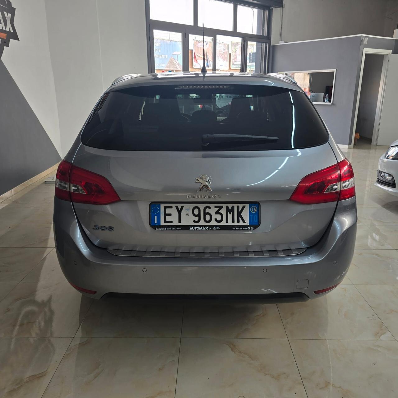Peugeot 308 BlueHDi 120 S&S EAT6 SW Allure