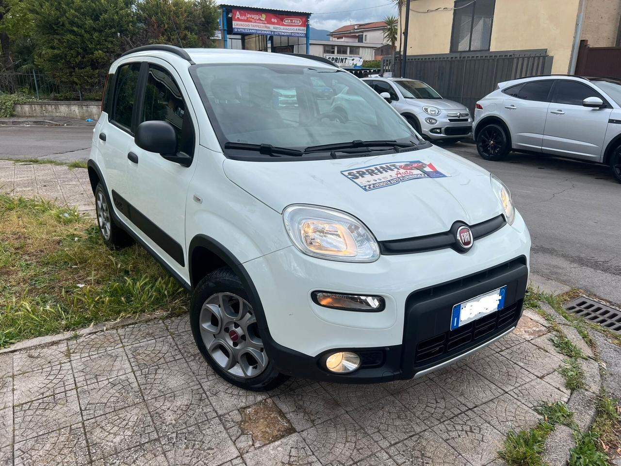 Fiat Panda 1.3 MJT 4x4 TREKKING UCONNECT LEGA BT