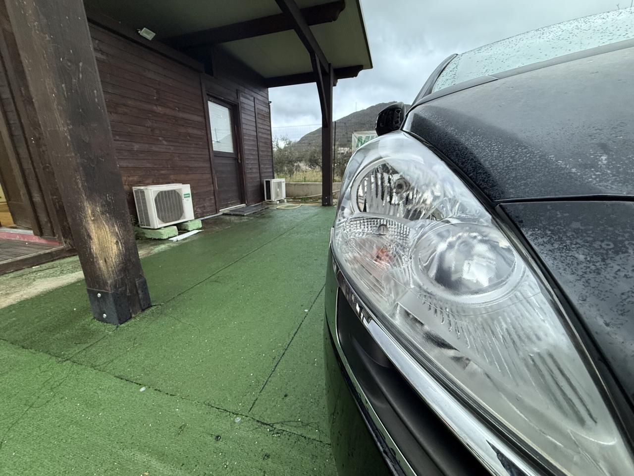 PEUGEOT 5008 1" SERIE