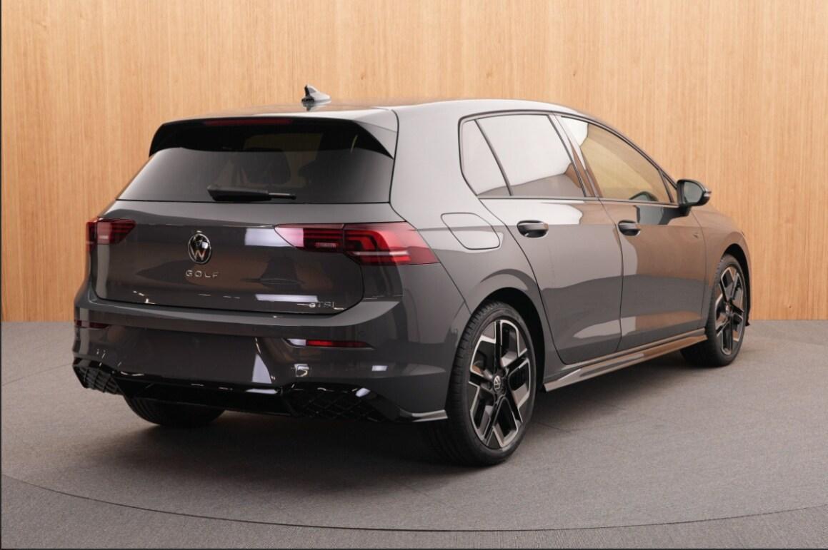 VOLKSWAGEN Golf 8ª serie Golf 1.5 eTSI 150 CV ...