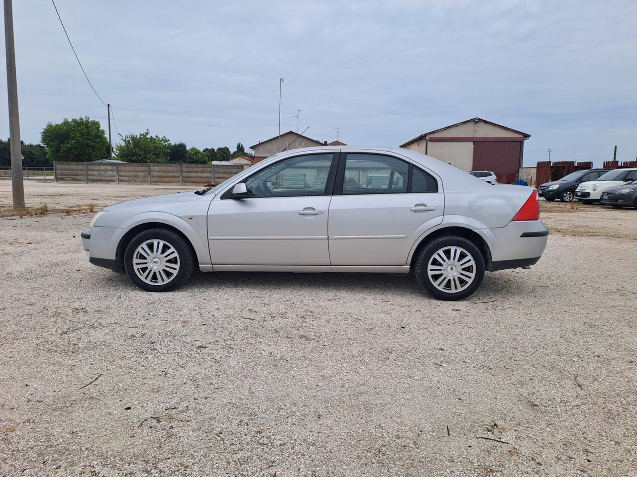 Ford Mondeo 2.0 16V TDCi (130CV) 4p.