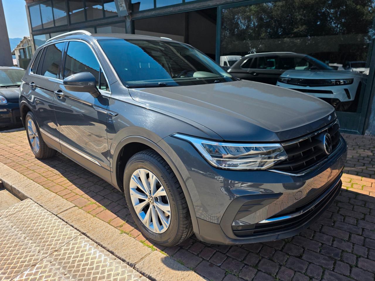 Volkswagen Tiguan 2.0 TDI 150 CV SCR DSG Elegance