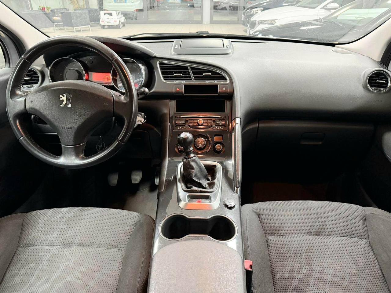 PEUGEOT 3008 1.6 HDi 115CV BUSINESS