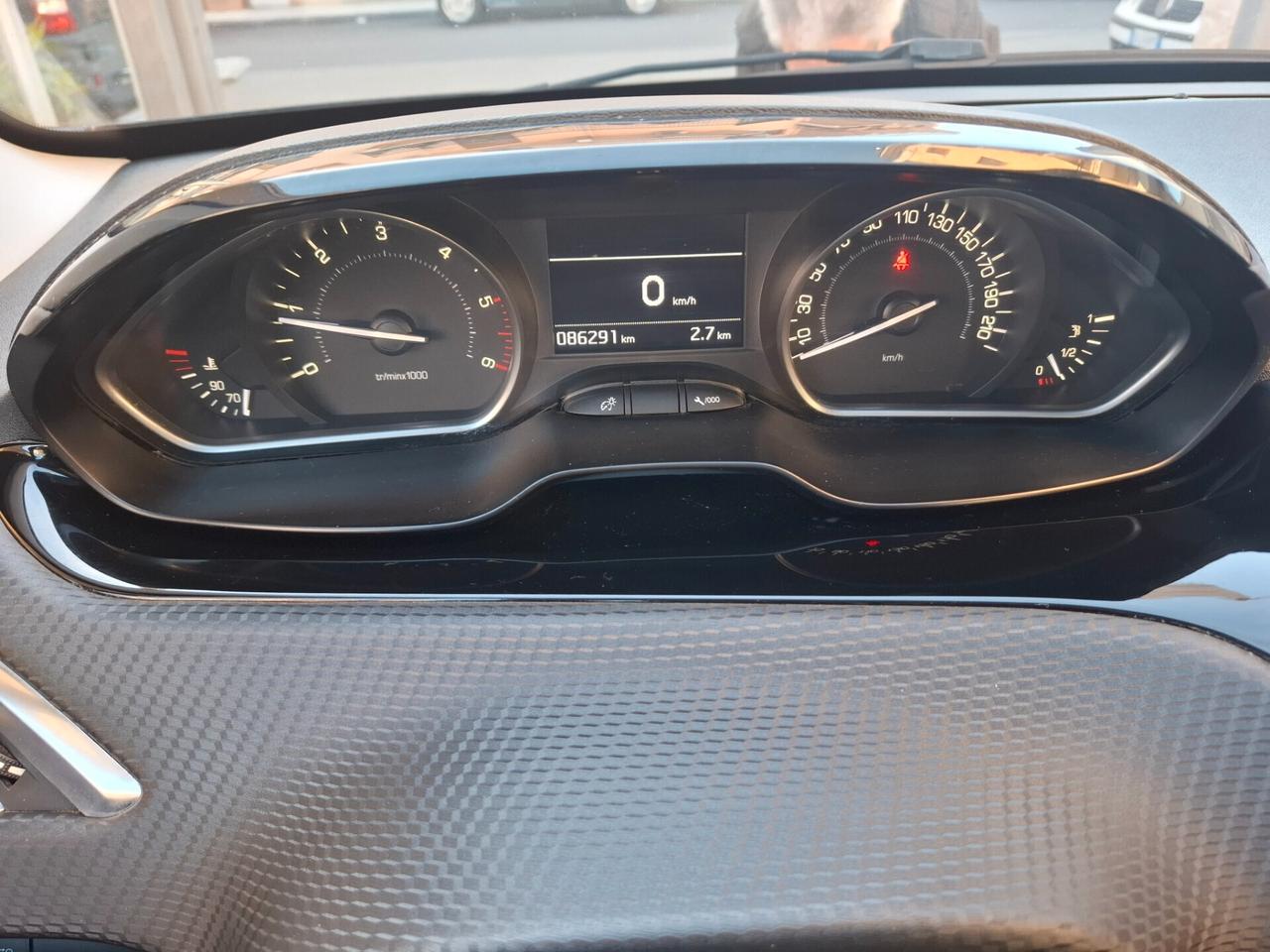Peugeot 208 - 1.6 Blu HDi