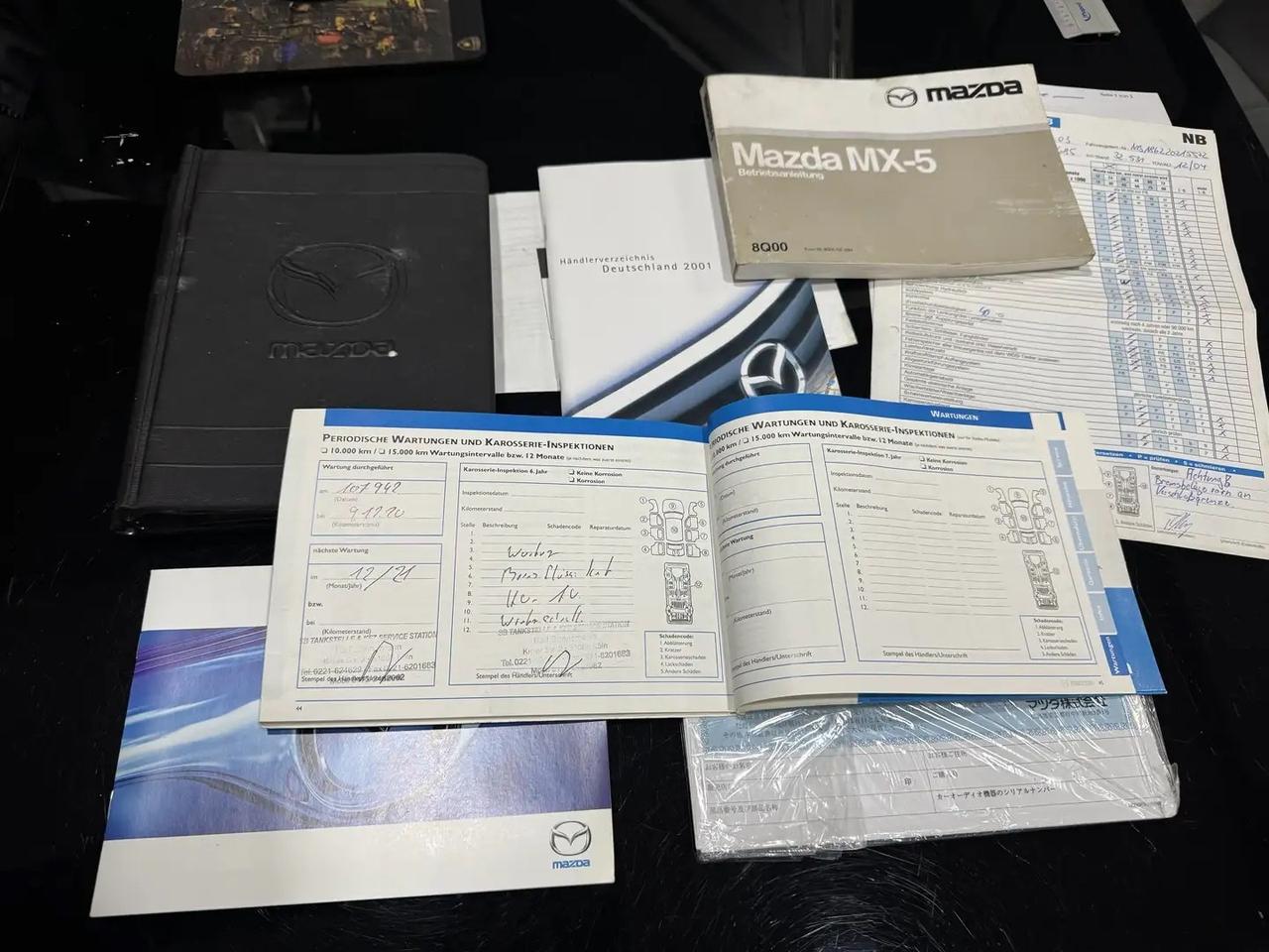 Mazda MX-5 1.6i 16V cat