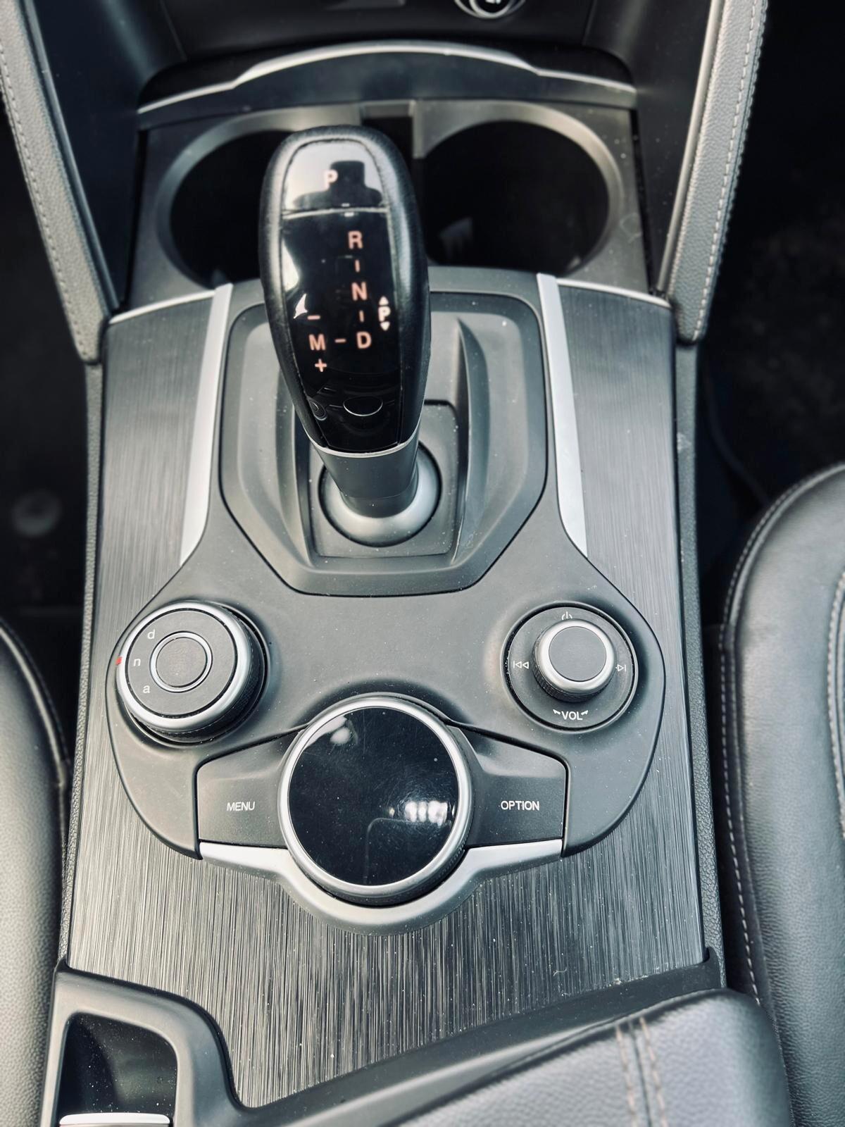 Alfa Romeo Stelvio 2.2 Turbodiesel 210 CV AT8 Q4 Super