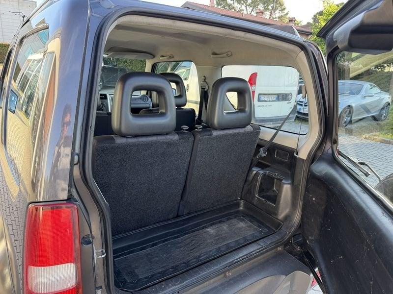 Suzuki Jimny Jimny 1.5 ddis Special 4wd