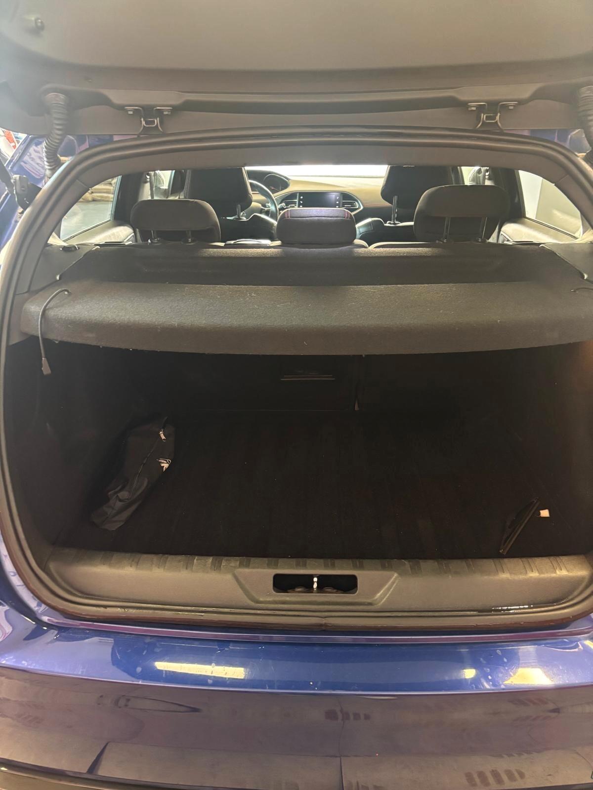 Peugeot 308 BlueHDi 120 S&S EAT6 GT Line