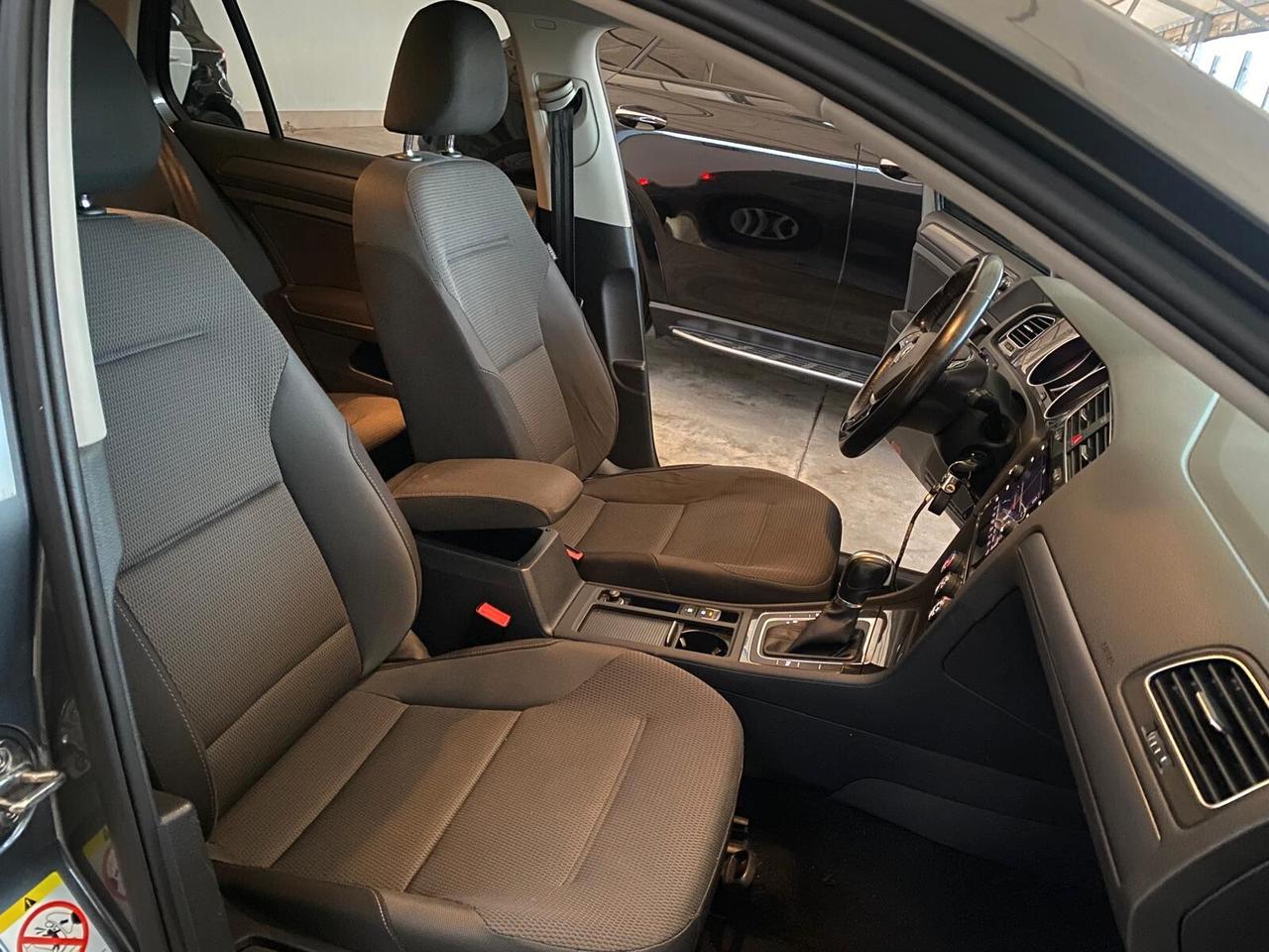 Volkswagen Golf 1.6 7.5 TDI 115 CV 5p. Business BlueMotion Technology