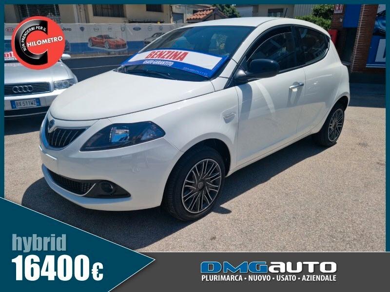 Lancia Ypsilon 1.0 FireFly 5 porte S&S Hybrid Ecochic Gold