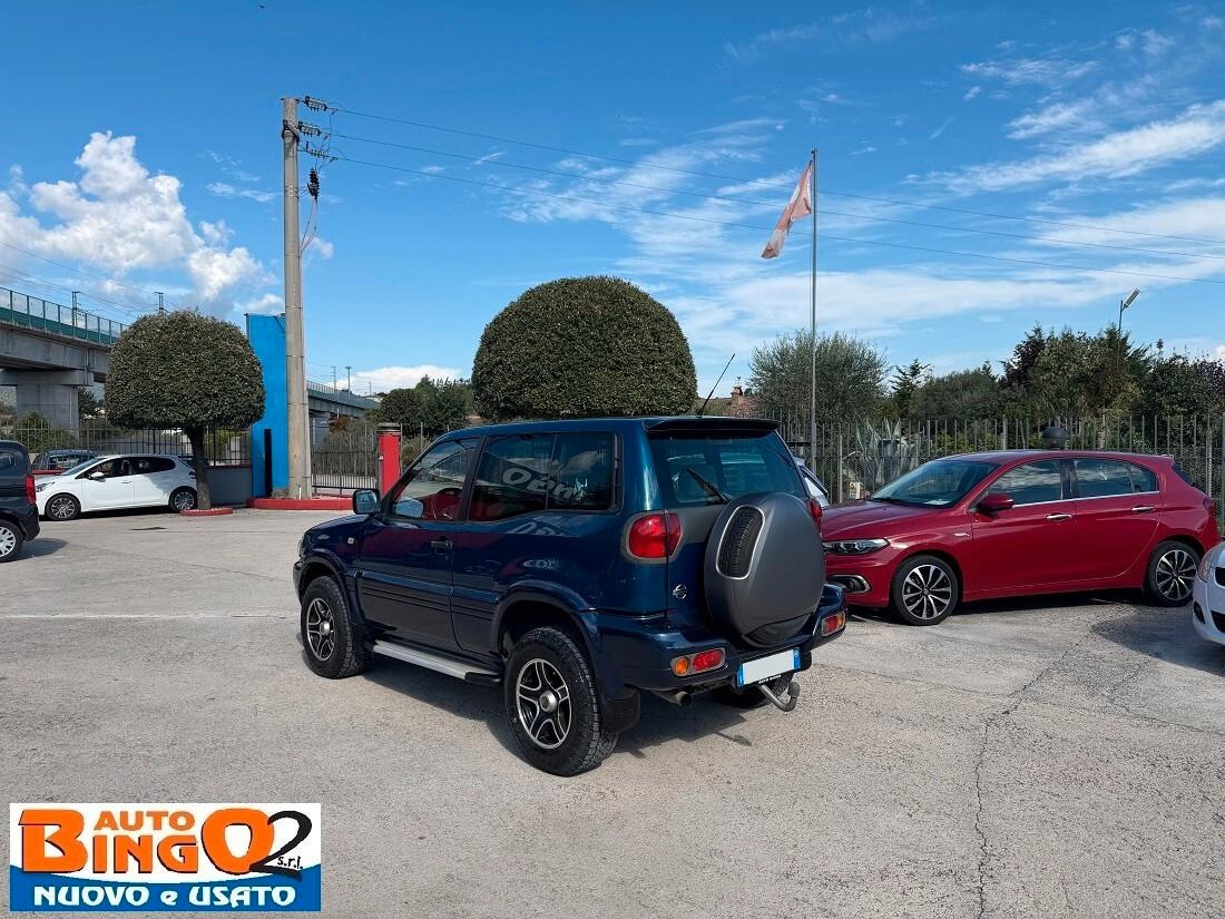 Nissan Terrano II 2.7 Tdi 3 porte Luxury 4X4
