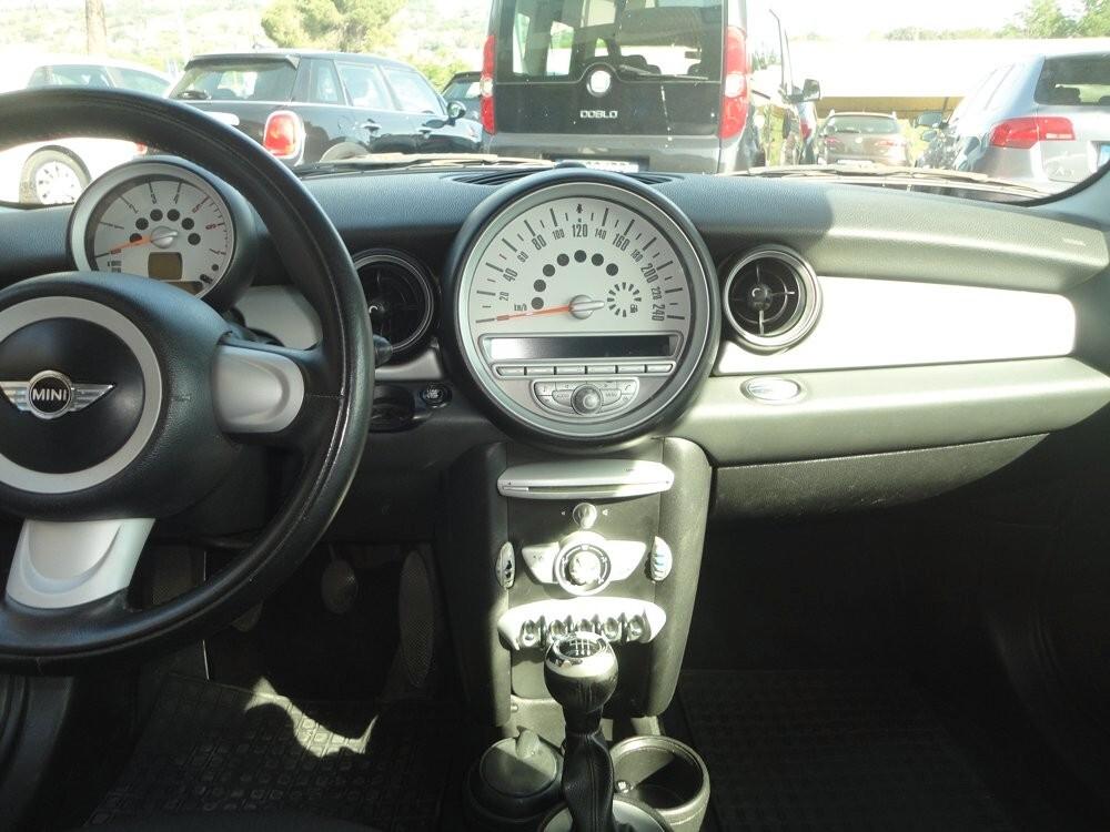 Mini 1.6 16V Cooper D