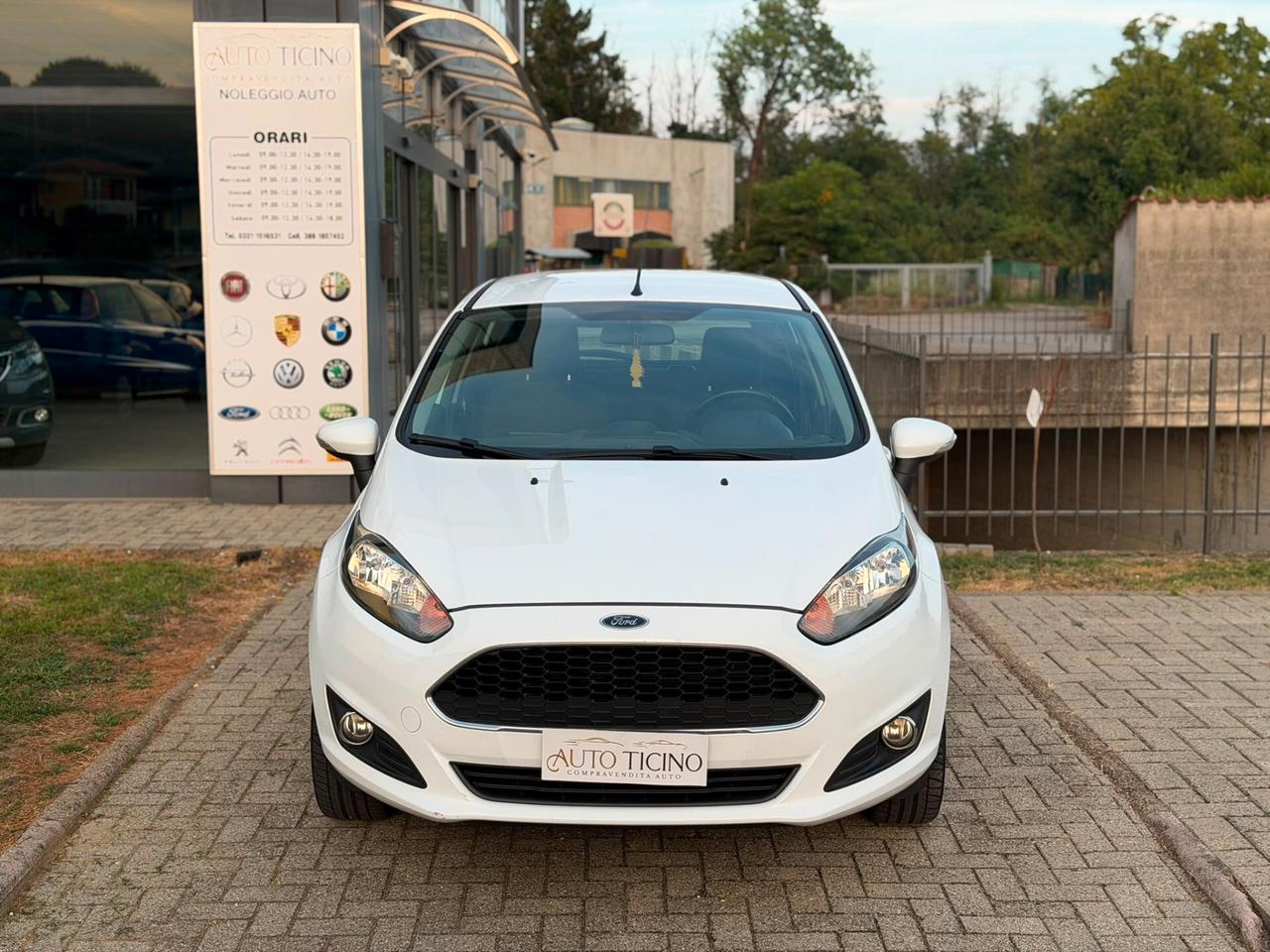 Ford Fiesta 1.0 80CV 5 porte Black & White Edition