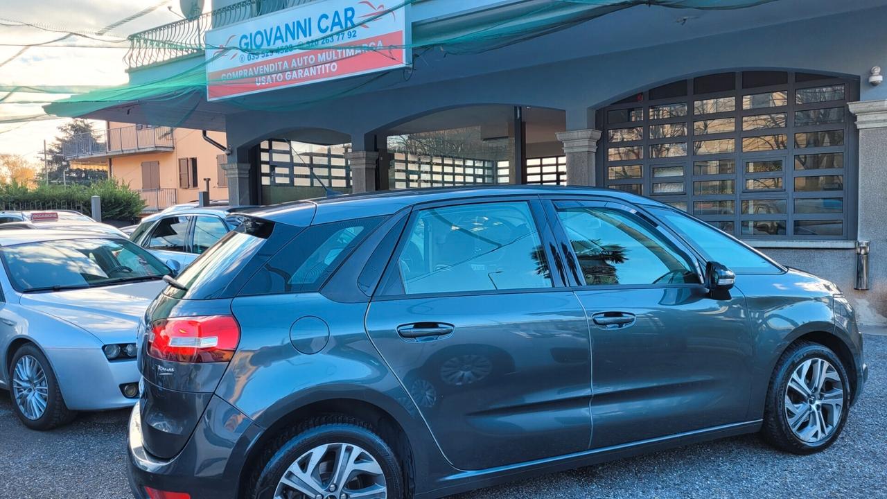 Citroen C4 Picasso Euro 6B.. Cambio Automatico..Gancio traino