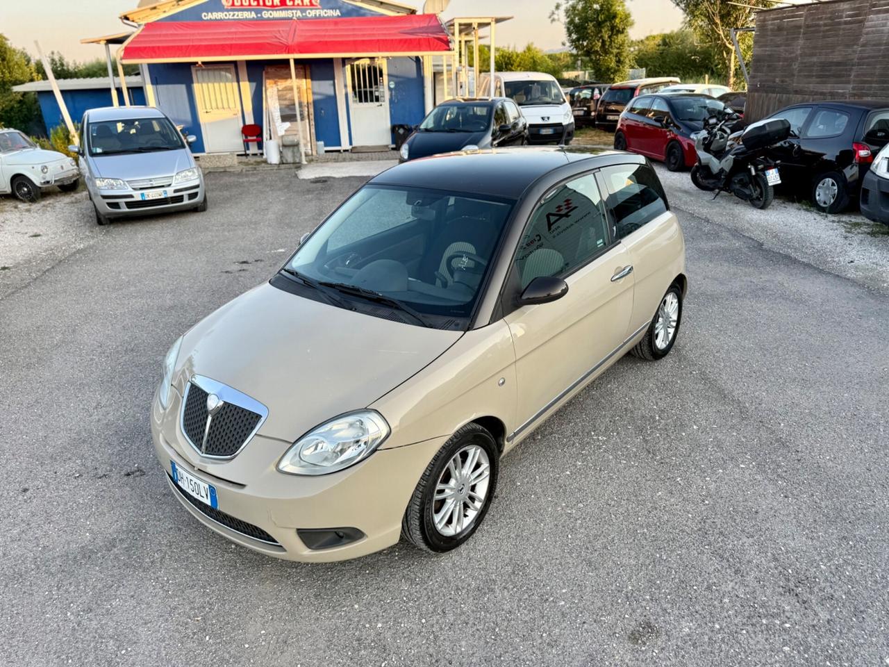 Lancia Ypsilon 1.4 Oro NEOPATENTATI