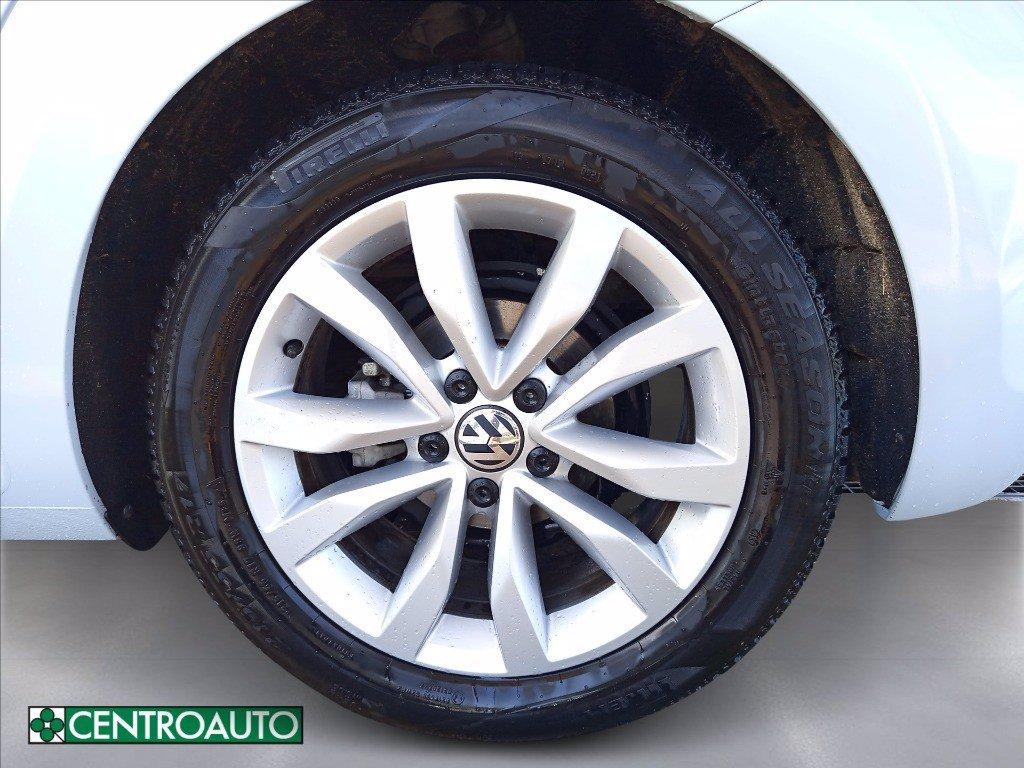 VOLKSWAGEN Maggiolino Cabrio 2.0 tdi Design 110cv del 2017